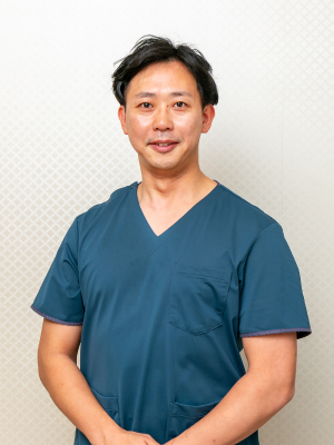 医師 河内 和誉